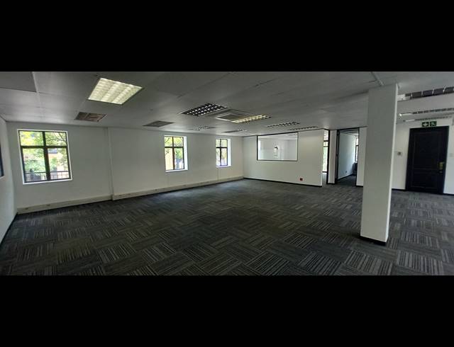 385M² OFFICE TO LET IN MORNINGSIDE